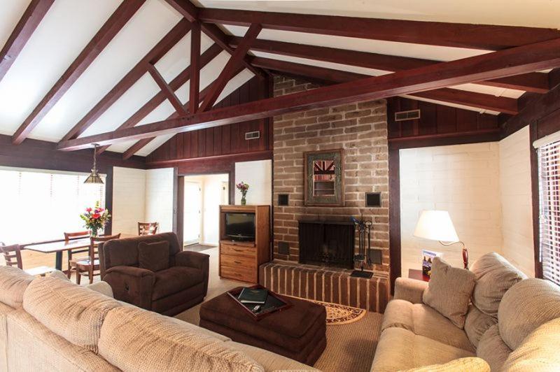 Pine Acres Lodge Pacific Grove Exteriér fotografie